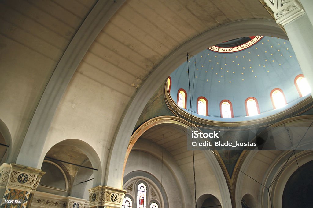 Kościół wewnętrzne dome - Zbiór zdjęć royalty-free (Architektura)
