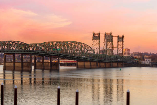 istock Interstate 5 Bridge over Columbia River between Oregon and Washington State 900925952