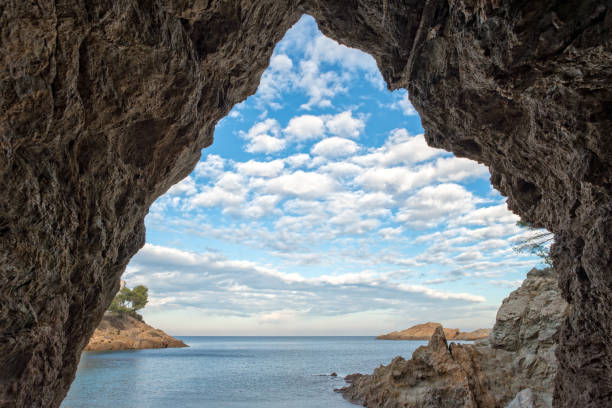 istock The cove sa tuna in Begur, Costa brava, Girona 900928898