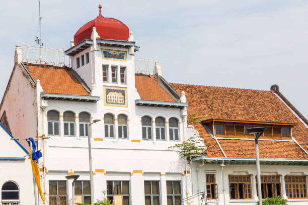 istock Old colonial building in the old town of Jakarta, Batavia, Java 900941976