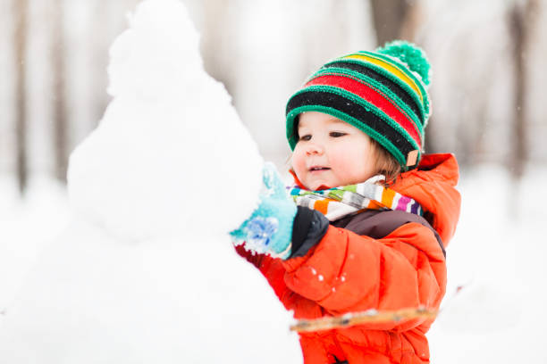 istock family winter fun 901010996