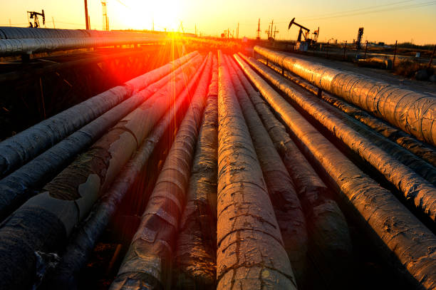 istock The pipe and valve oil fields 901060154