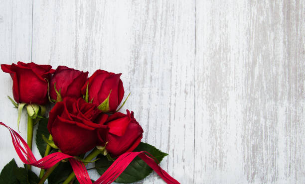 istock Bouquet of red  roses 901101068