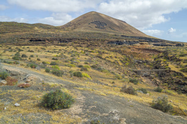 istock Big hills and lava at Lanzarote. 901146650
