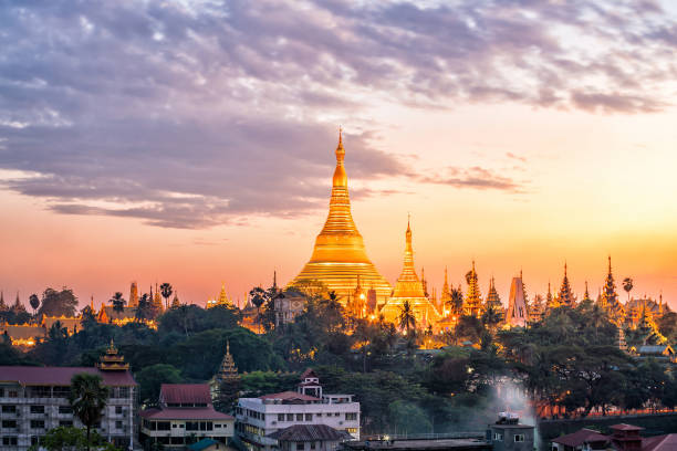 istock Yangon skyline with Shwedagon Pagoda  in Myanmar 901162774