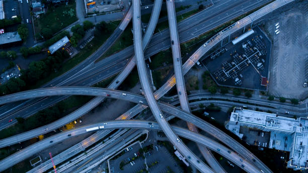 istock Aerial above Marquam Bridge overpass 901169458
