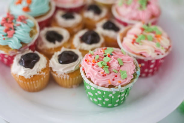 istock Cupcakes are cute and colorful. 901177120