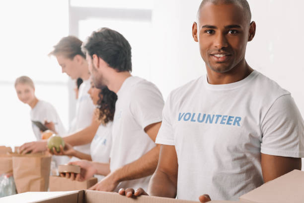 istock african american volunteer 901224728