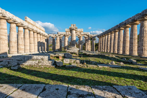 パエストゥム イタリアでギリシャの遺跡 - 4593 ストックフォトと画像