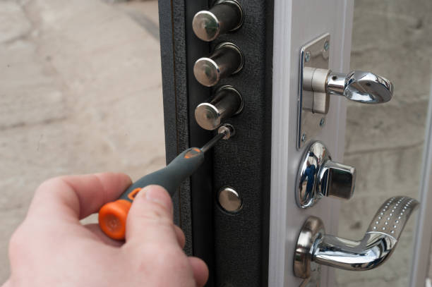 istock lock in a metal black door 901281010