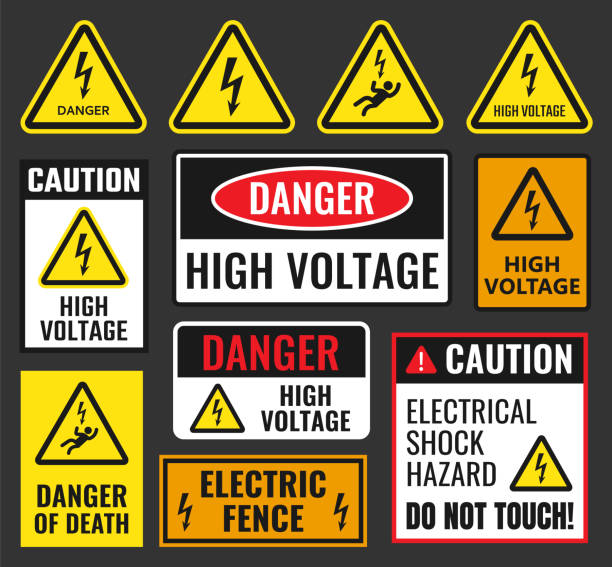 높은 위험 전압 표시 - high voltage sign stock illustrations