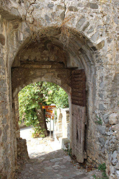istock Nafpoktos - Ancient arched doorway 901318020