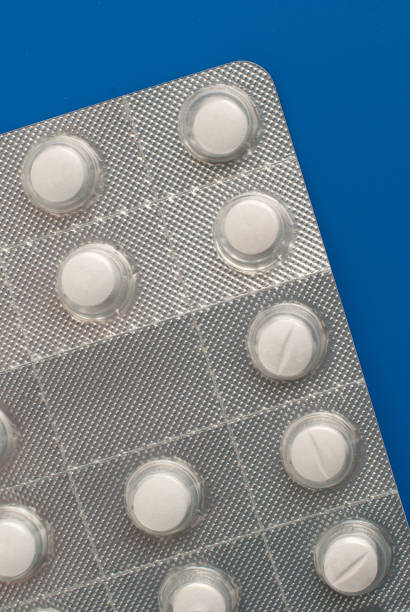 istock Pack of white pills 901390448