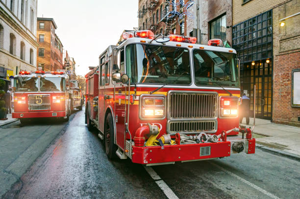 new york fire trucks - bombeiro imagens e fotografias de stock