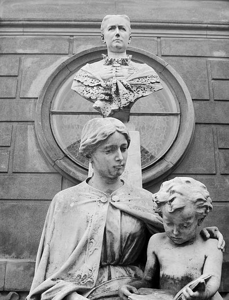 istock cemetery of Buenos Aires 90149566
