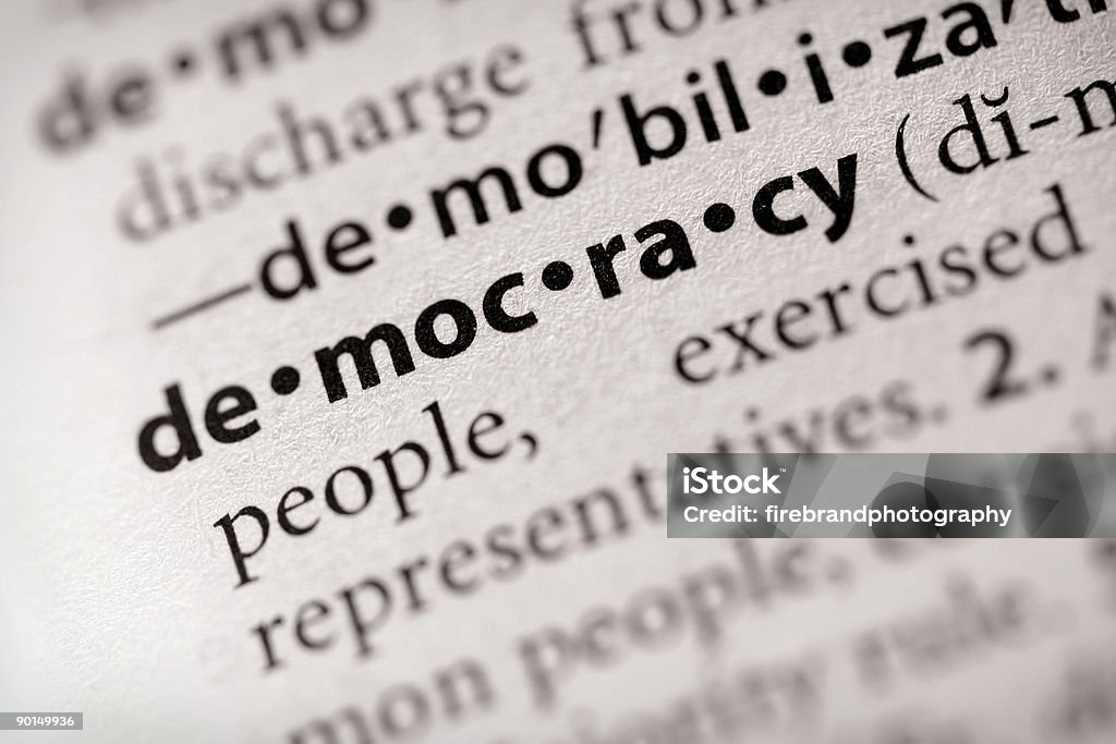 Série de Dictionnaire-la politique: La démocratie - Photo de Dictionnaire libre de droits