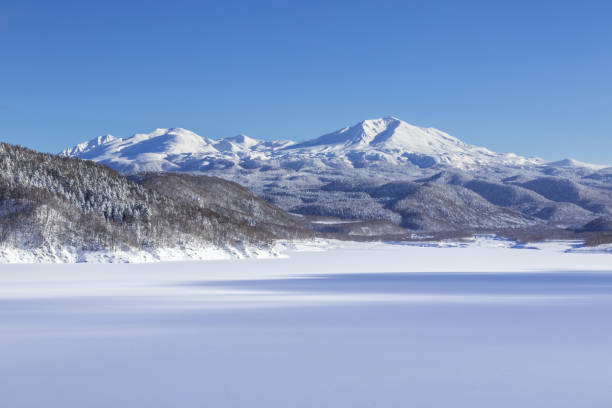Mount Asahi(Asahidake) Mount Asahi is a mountain located in the town of Higashikawa, Hokkaido.
japanese snowboarder stock pictures, royalty-free photos & images