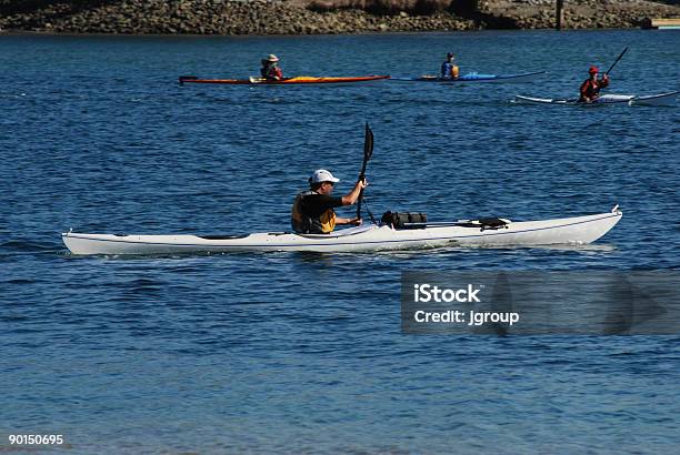 Kayaking - Fotografie stock e altre immagini di Acqua - Acqua, Ambientazione esterna, Andare in canoa