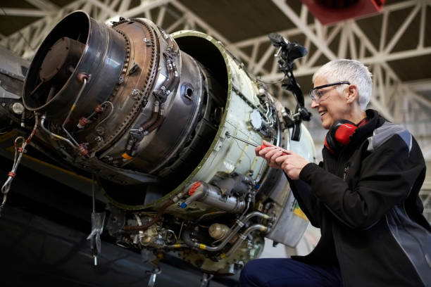 istock Aircraft mechanic in the hangar 901527206