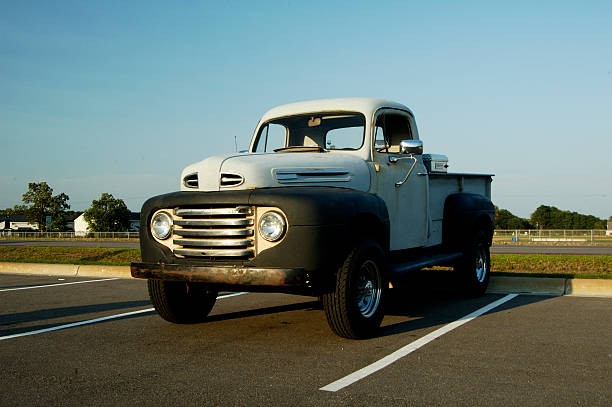 istock Old Pickup Truck 90153010