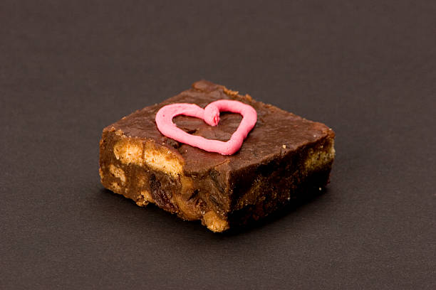 je vous aime des chocolats - candy heart candy i love you heart shape photos et images de collection