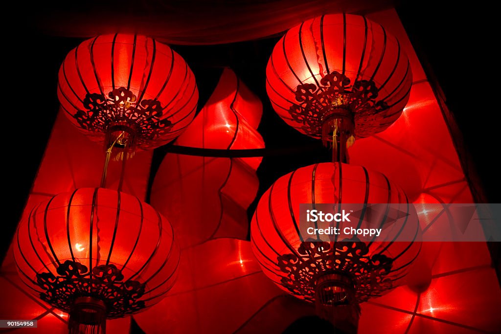 Lanternes chinoise - Photo de Ampoule électrique libre de droits