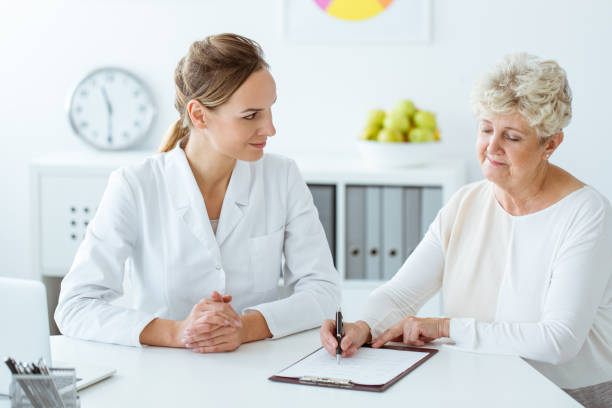 istock Patient with diabetes and dietician 901552060