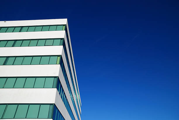 edifício - office park three dimensional shape financial building built structure imagens e fotografias de stock