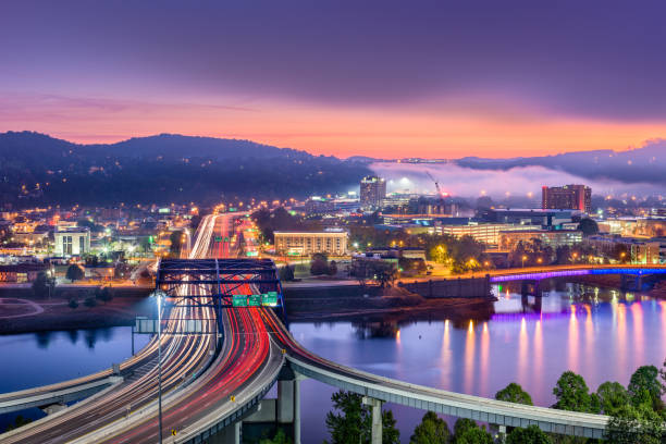 istock Charleston, West Virginia, USA 901568142