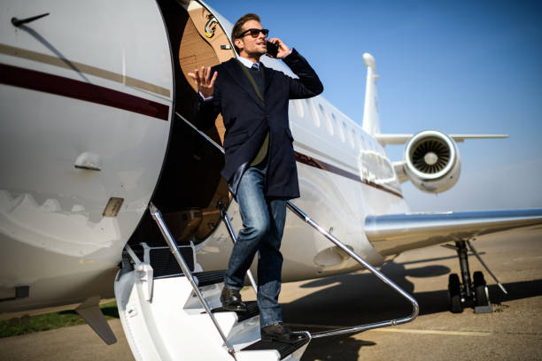 istock Man at the airport 901578716