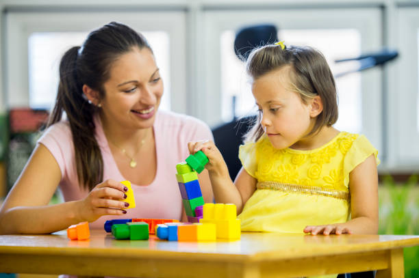 istock Girl And Assistant 901584588