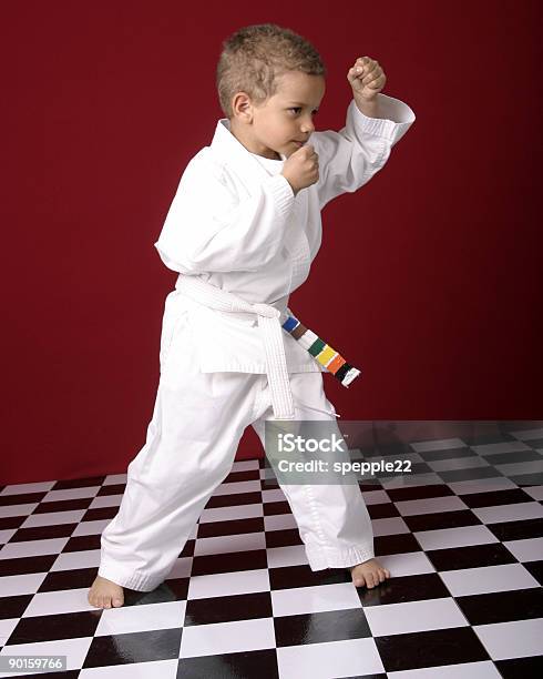 Foto de Karate Crianças e mais fotos de stock de Arte - Arte, Artes Marciais, Brigar