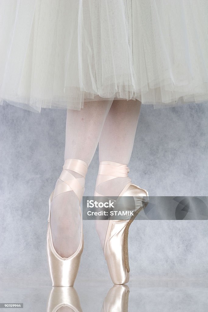 Ballett-Tänzerin auf pointes - Lizenzfrei Hausschuhe Stock-Foto