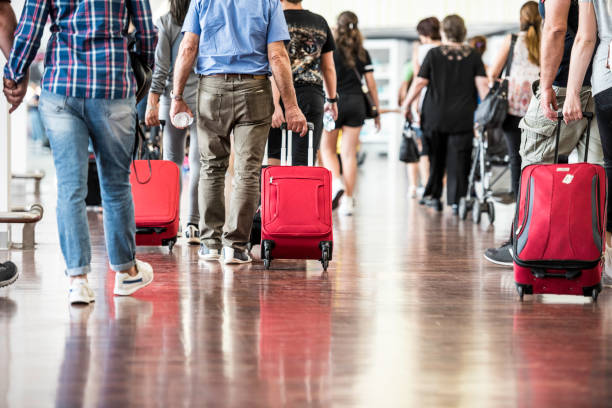 空港の旅行者 - airport passengers ストックフォトと画像
