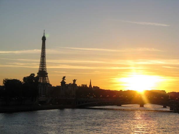 Eifell Tower Pictures | Download Free Images on Unsplash