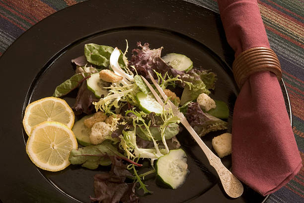 Salade avec des tranches de Citron printanier - Photo