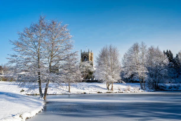 istock English Countryside in Winter 901669842
