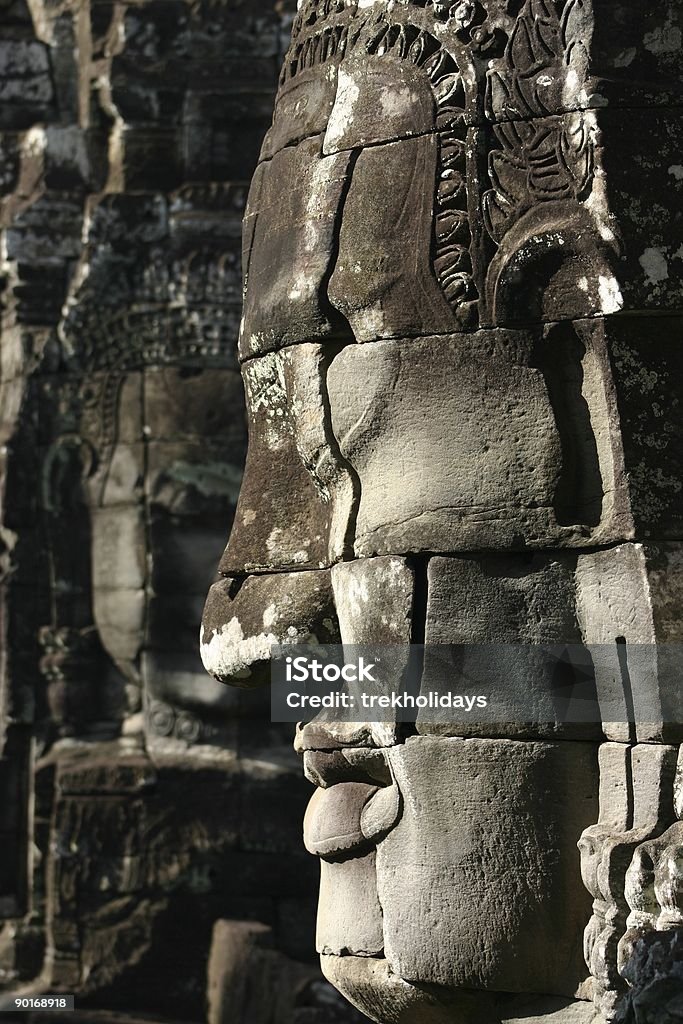 ストーンの顔のバイヨン寺院、アンコール、カンボジアます。 - バイヨンヌのロイヤリティフリーストックフォト