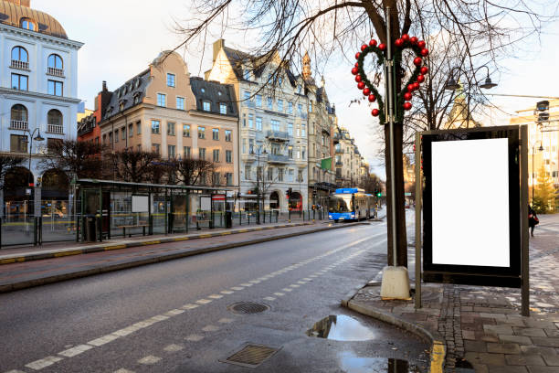 도시 소통량, 스톡홀름에 있는 버스 - stockholm town square sergels torg city 뉴스 사진 이미지