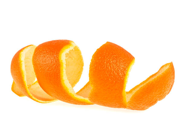 istock Spiral orange peel isolated on a white background 901860050