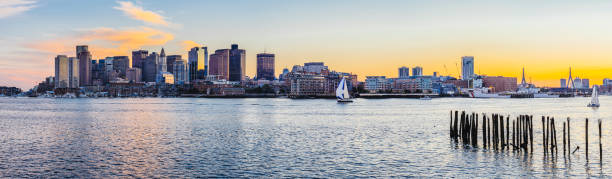 boston skyline at sunset - boston sunset city bridge imagens e fotografias de stock