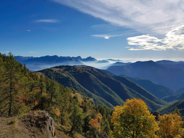 mountain landscape, mercatour national park, france - mercantour national park imagens e fotografias de stock