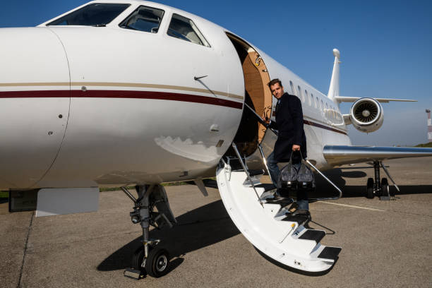 istock Man at the airport 901921360