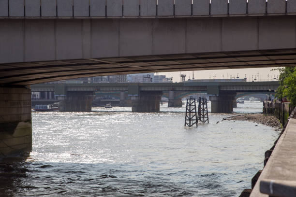 istock Bridges of London 901942352