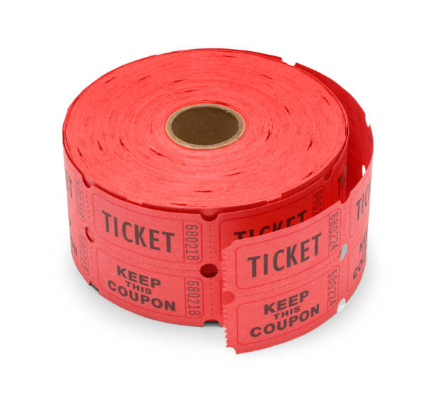 ролл билетов - ticket ticket stub red movie ticket стоковые фото и изображения