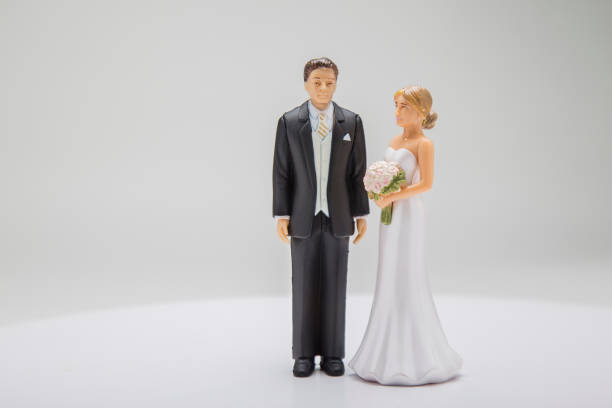 istock man & woman wedding cake topper 901964162