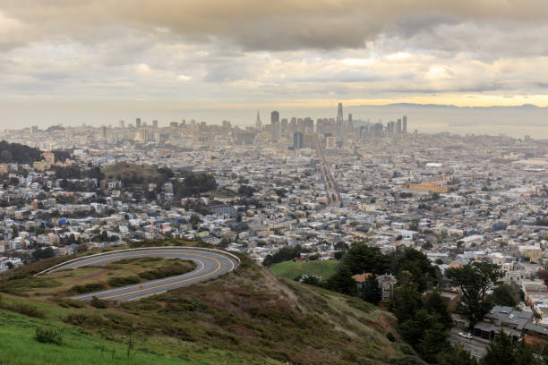 istock Winter sunset over San Francisco from Twin Peaks 901984876