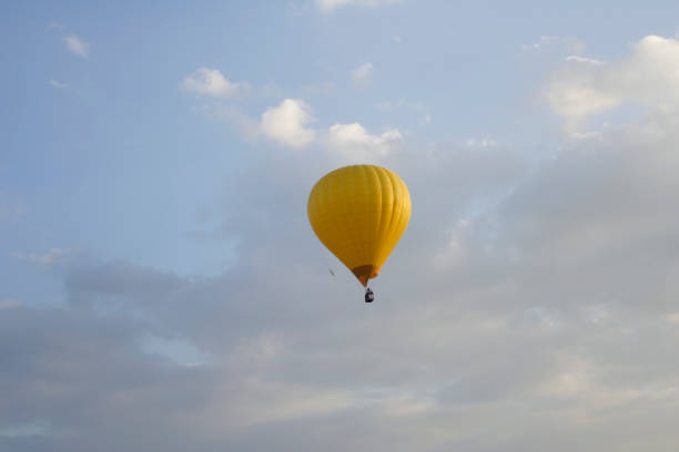 istock flying hot air balloon 902043460
