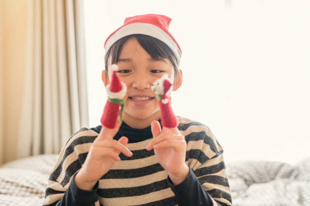 istock Prepare for Christmas party at home 902137052