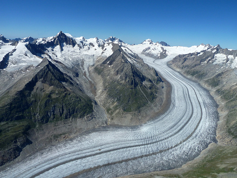 Greatest Glacier of the Alps, Longest Glacier of the Alps, Konkordia Square, Firn Currents Flow Together, Ice 2953ft to 492ft (900m to 150m) Thick, Two Dark Moraine Traces, Medial Moraines